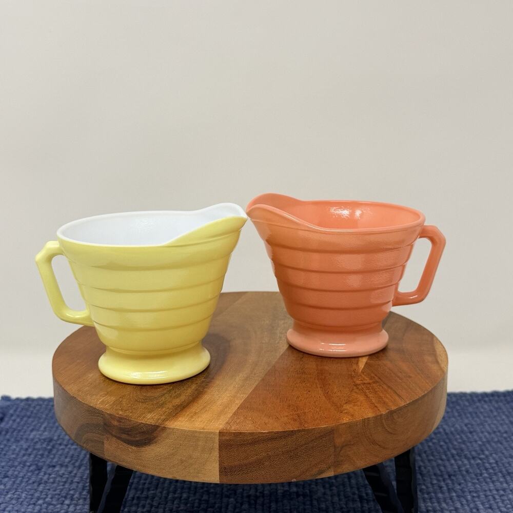 Moderntone Platonite Pastel Sugar and Creamer Set Stylish Dining